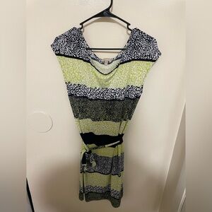 ✨Banana Republic Short Sleeve Green Cheetah Print Dress Size L